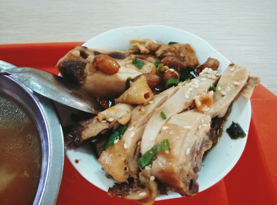 5块钱一份的葱麻鸡